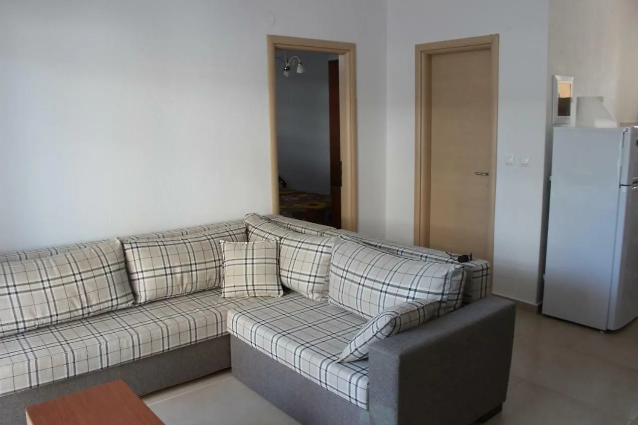 Family Apartment With Pool Nikiti