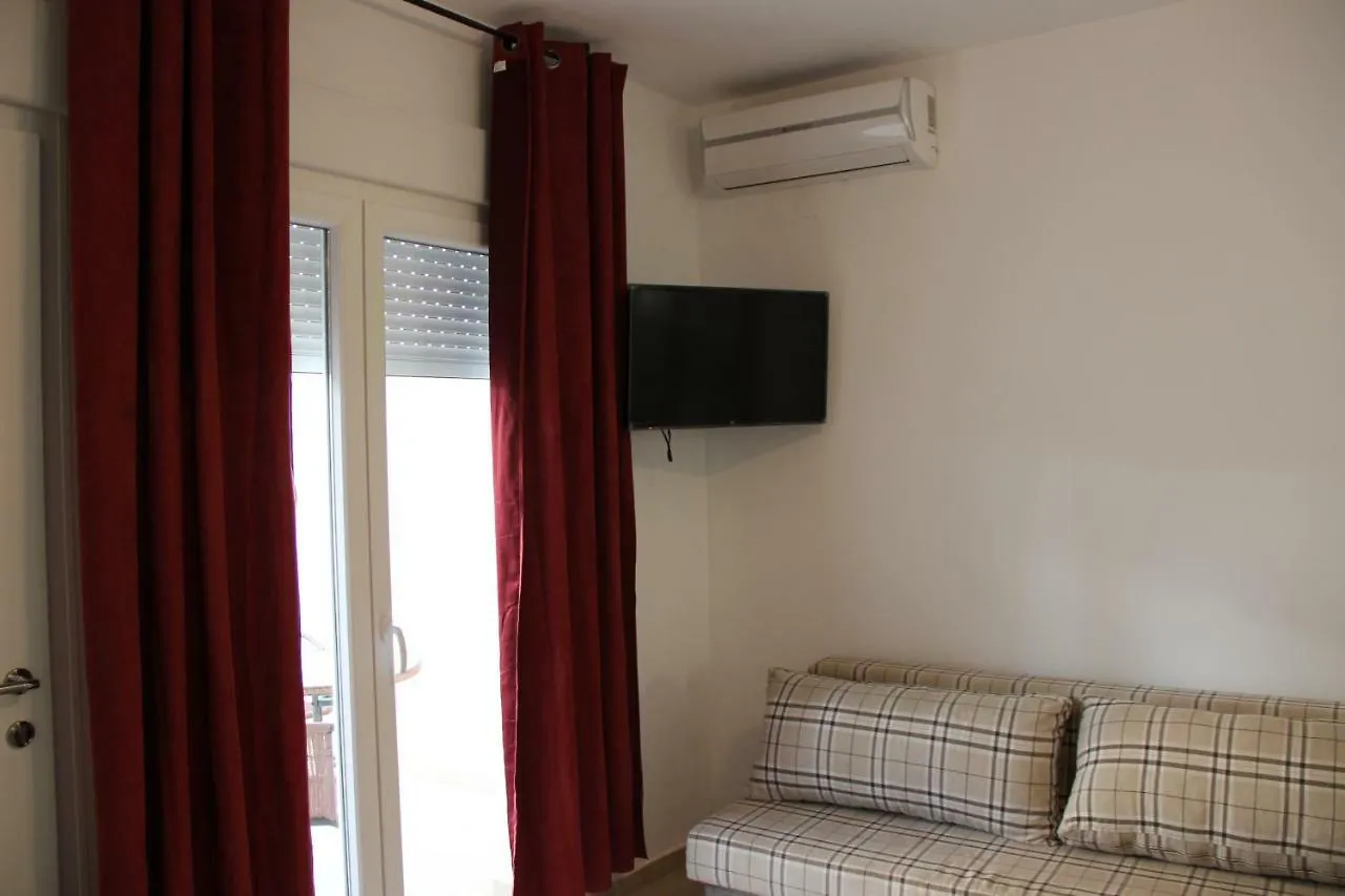 Family Apartment With Pool Nikiti  Nikiti (Sithonia)