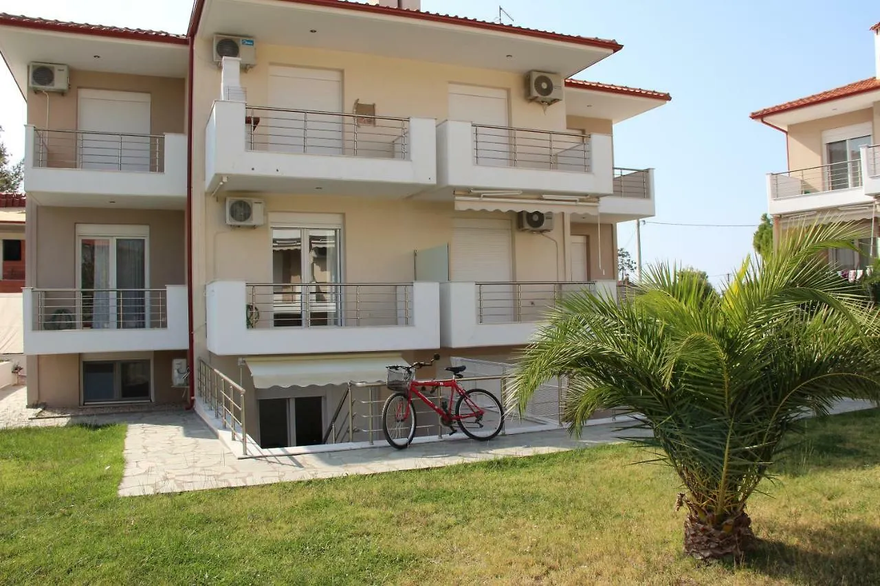 Family Apartment With Pool Nikiti
