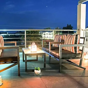  Apartment Aelia Luxury